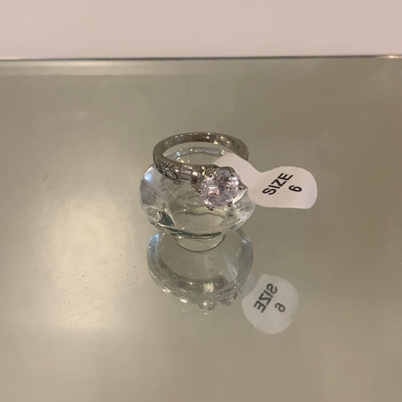 Engagement Ring set size 6 - Picture 3 of 3